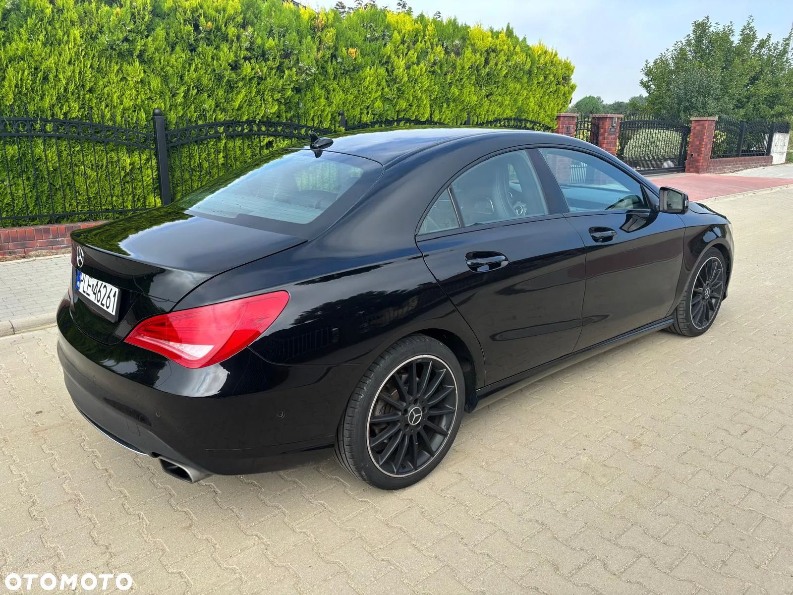 Mercedes-Benz CLA 200 7G-DCT - 2