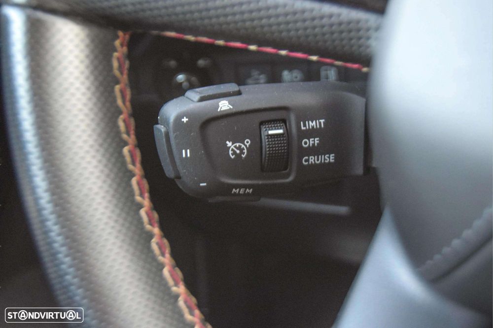 DS DS7 Crossback E-Tense Performance Line+ EAT8 - 35