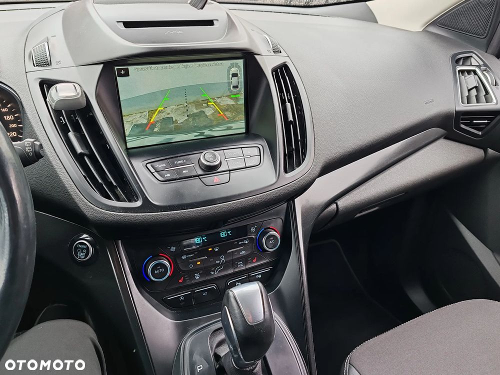 Ford Kuga 2.0 TDCi AWD Titanium - 32