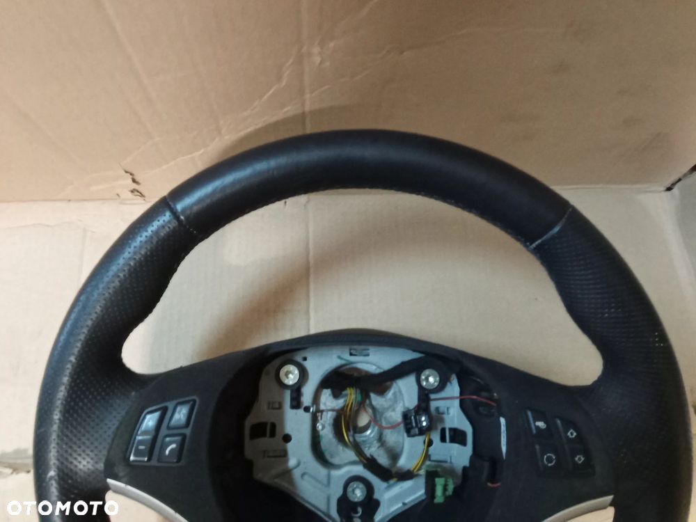 Kierownica BMW 1 E87 - 7