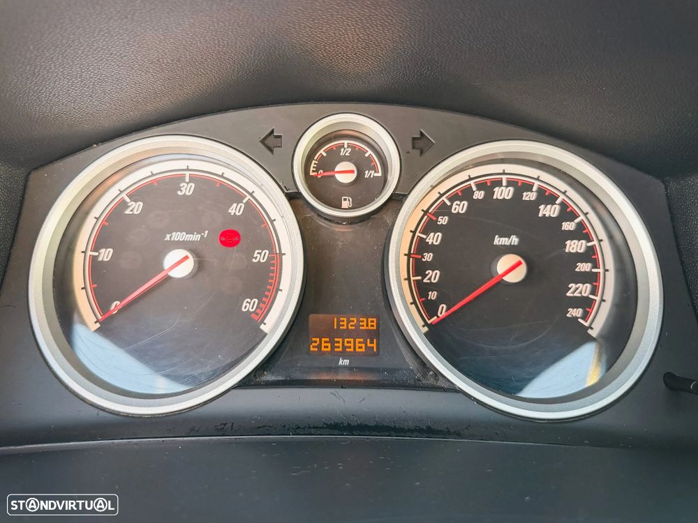 Opel Astra GTC 1.7 CDTI - 7