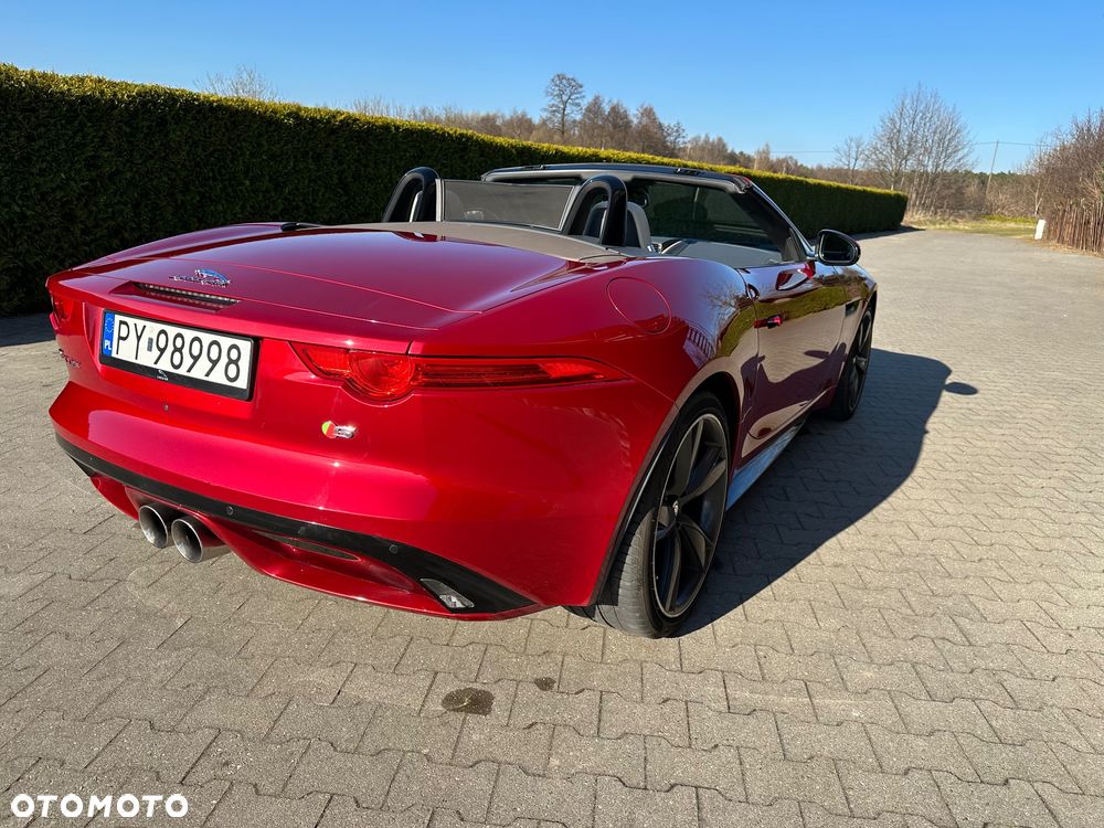 Jaguar F-Type S - 15