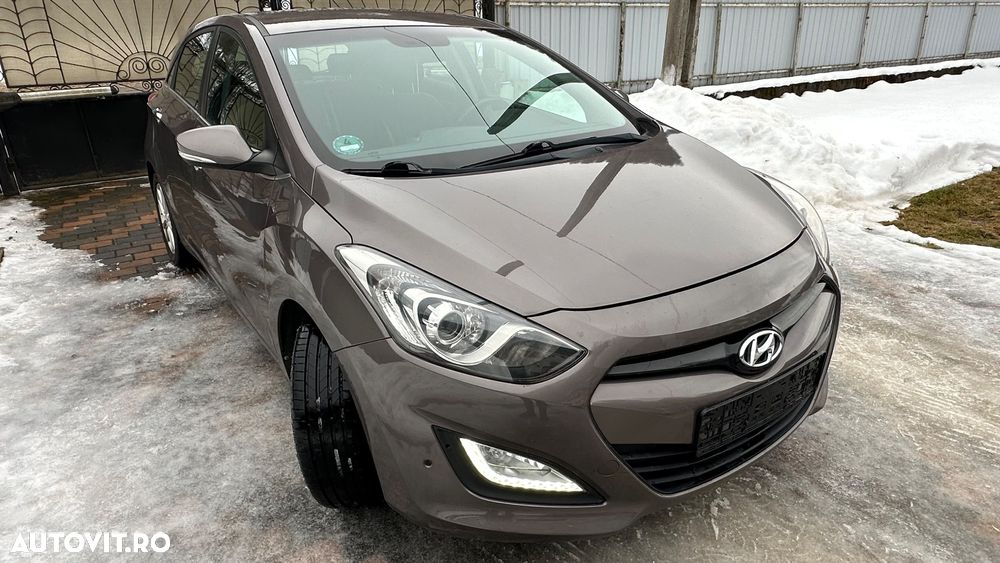 Hyundai i30 i30cw 1.6 CRDi Style - 5