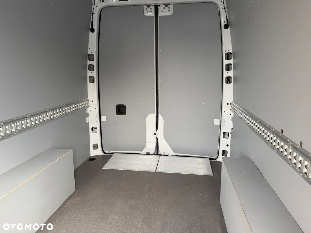Mercedes-Benz Sprinter L3H2 Winda - 11