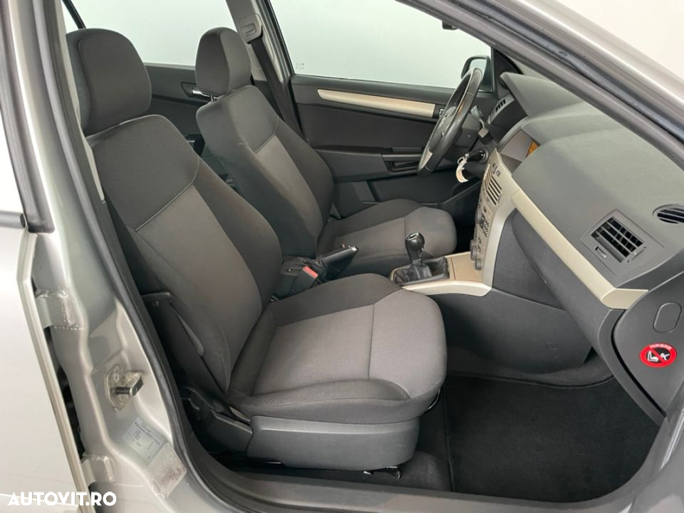 Opel Astra 1.6 TWINPORT ECOTEC Selection - 22
