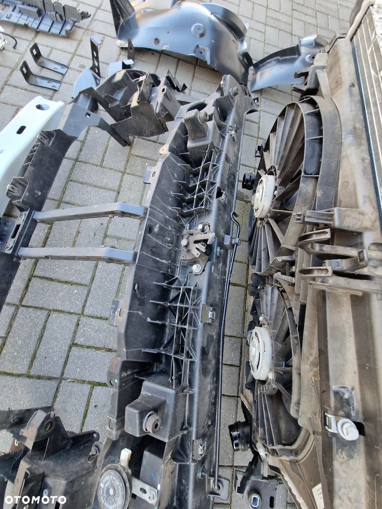 MASKA BŁOTNIK ZDERZAK LAMPY RENAULT MASTER IV 2024r - 13