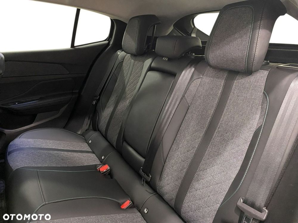 Peugeot 408 1.2 PureTech Allure S&S EAT8 - 11