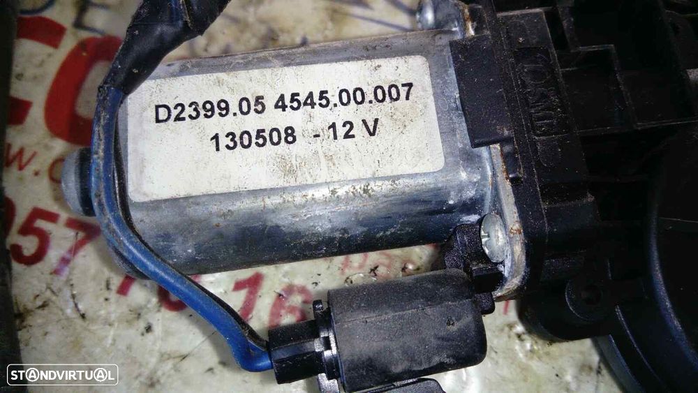 ELEVADOR DE VIDRO FRONTAL ESQUERDO FORD FOCUS SEDAN 2001 -D239905454500007 - 1