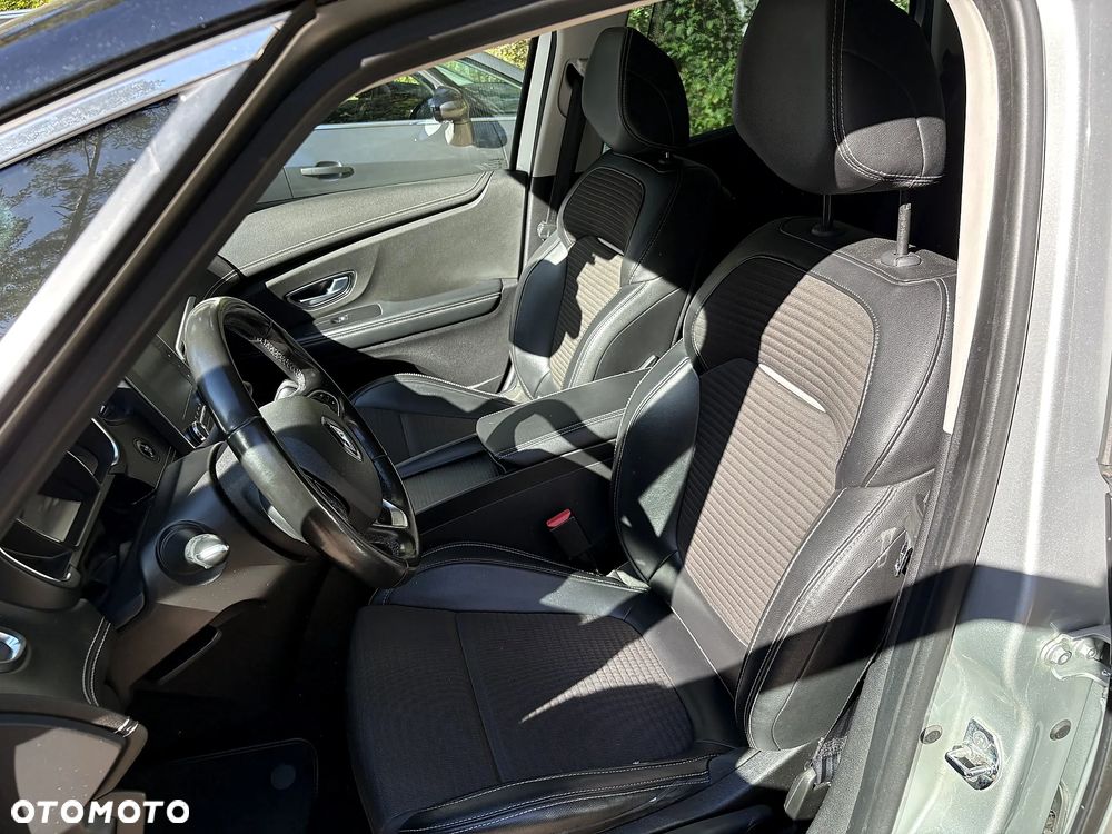 Renault Grand Scenic 1.6 dCi Bose EDC - 8