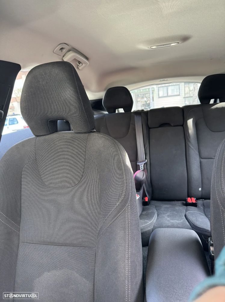 Volvo V40 1.6 D2 Momentum - 16