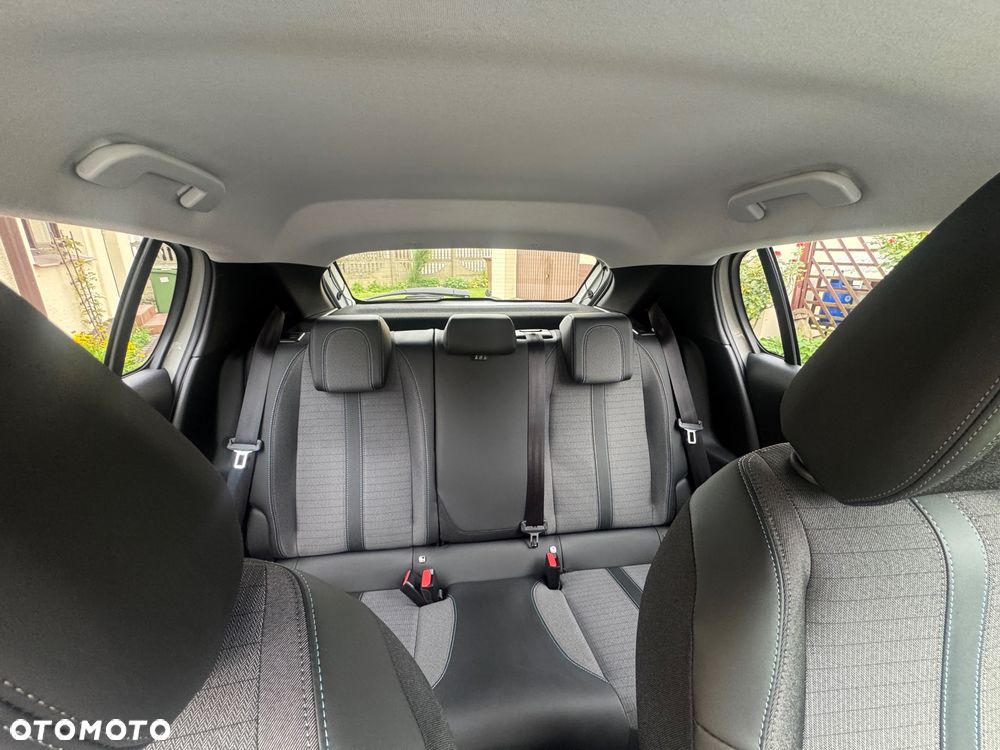 Peugeot 208 PureTech 100 Allure Pack - 17