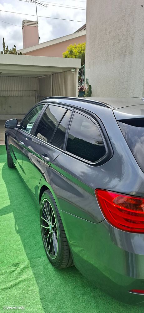 BMW 318 d Sport Line - 11