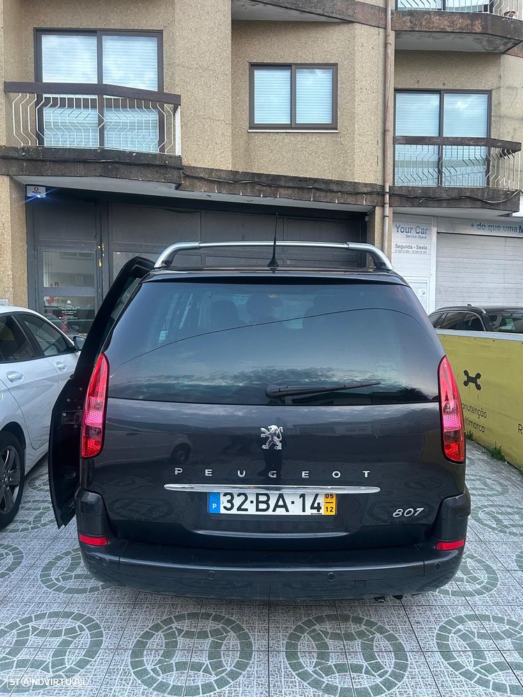 Peugeot 807 - 1