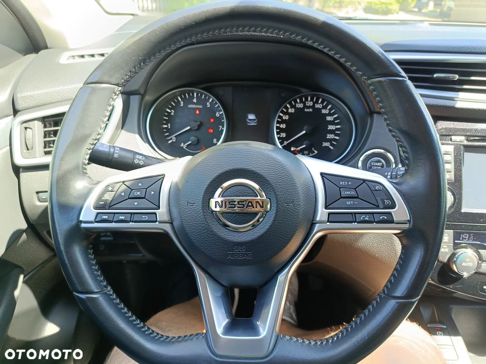 Nissan Qashqai 1.2 DIG-T N-Connecta - 15