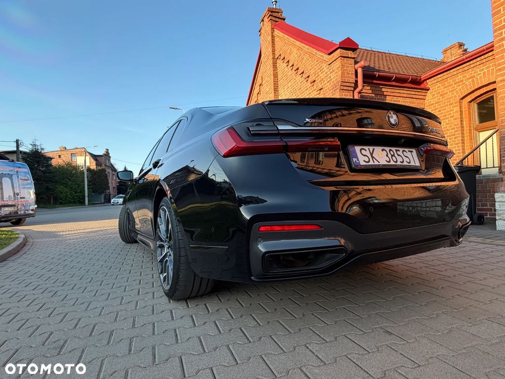 BMW Seria 7 750Ld xDrive sport - 27