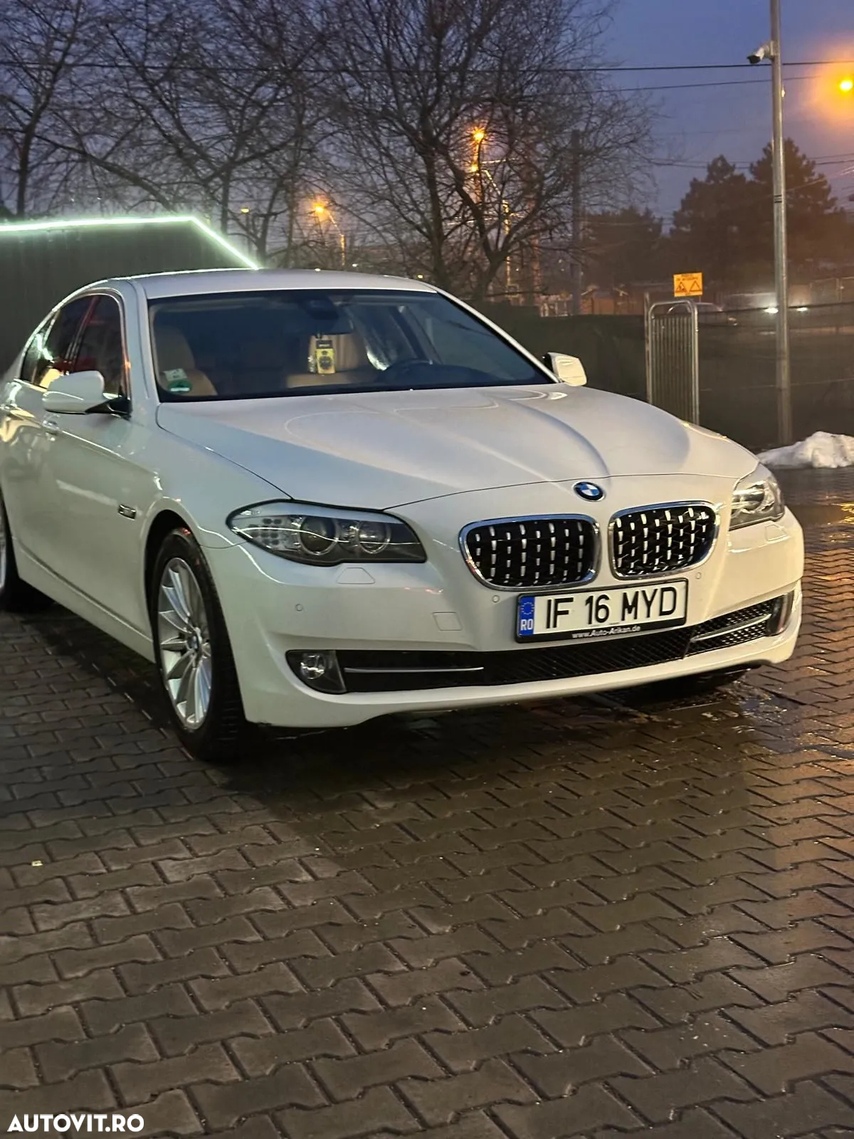 BMW Seria 5 525d Touring Aut. Luxury Line - 5