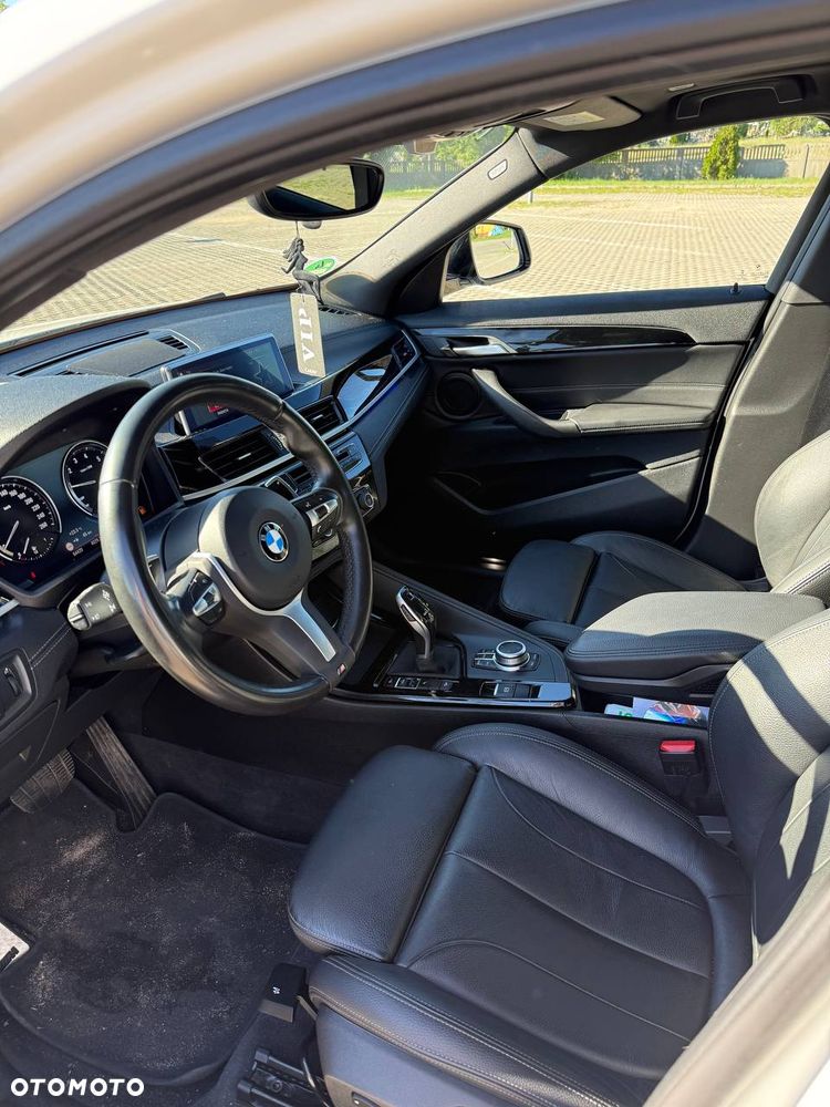 BMW X2 M35i Edition GoldPlay - 10