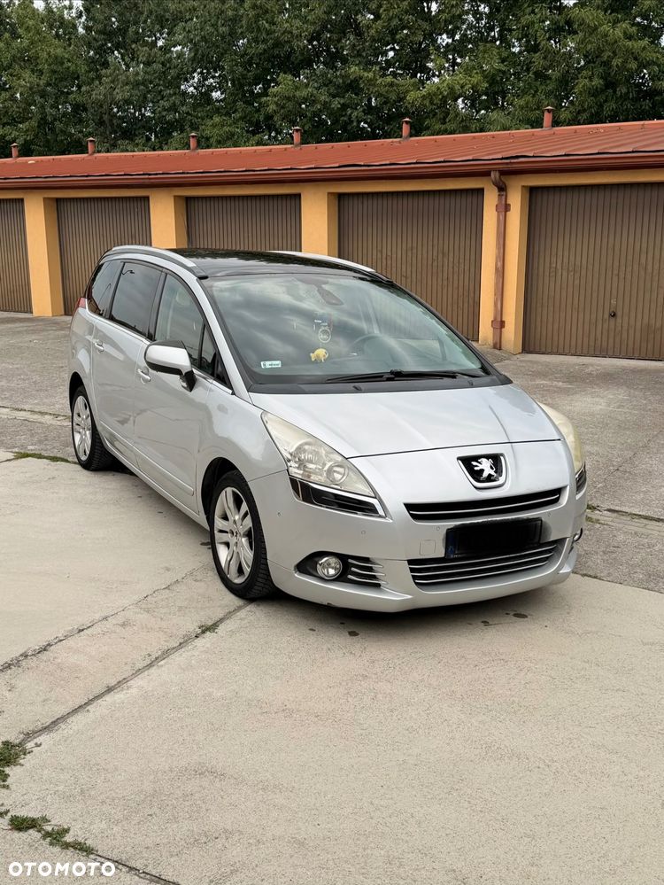 Peugeot 5008 1.6 HDi Premium - 1