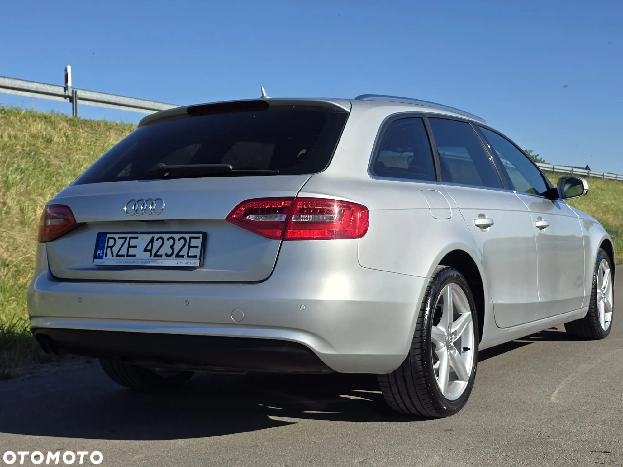 Audi A4 Avant 2.0 TDI DPF multitronic Ambiente - 5