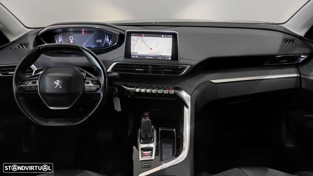 Peugeot 3008 1.2 PureTech Allure EAT8 - 8