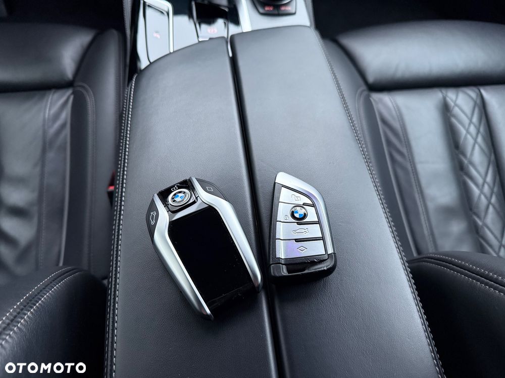 BMW Seria 5 540d xDrive mHEV M Sport sport - 15
