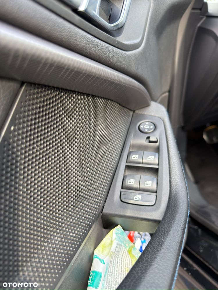 BMW Seria 2 218i - 3