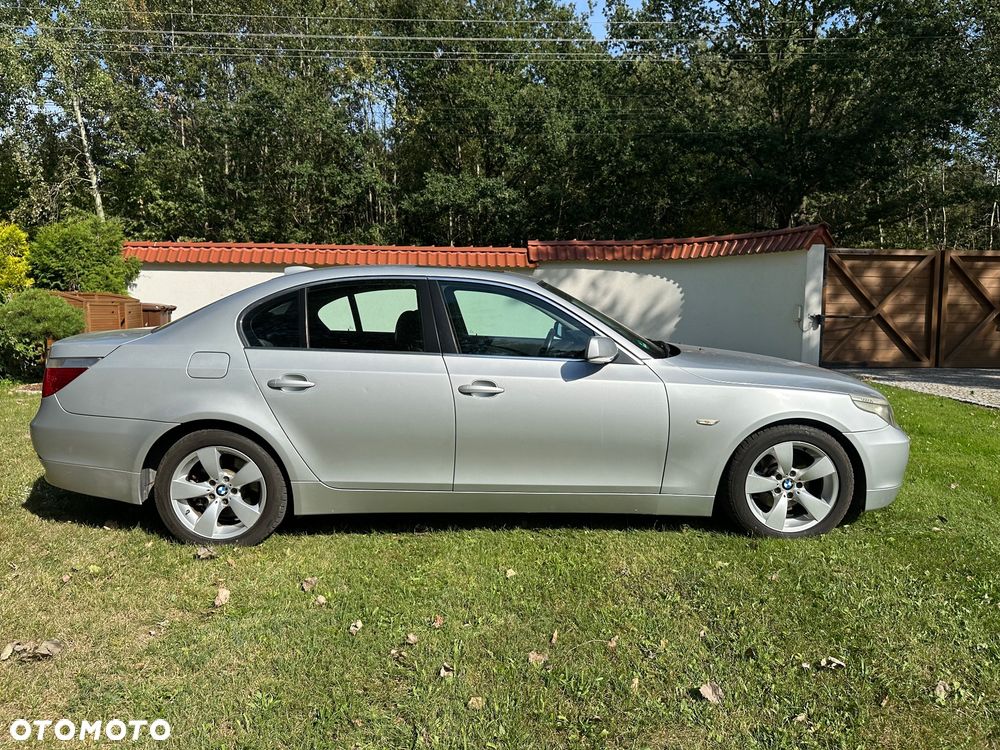 BMW Seria 5 525i - 7
