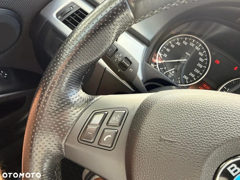 BMW Seria 3 - 18