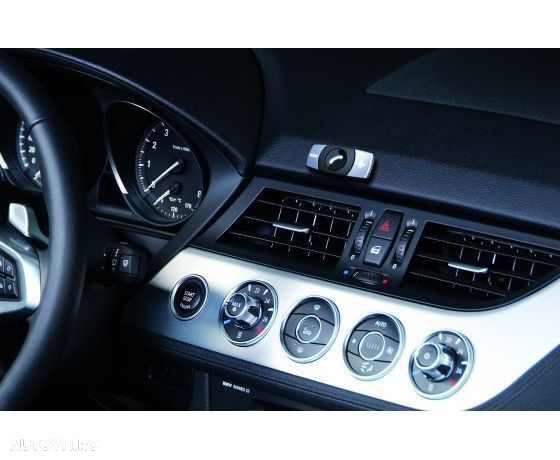 Car kit handsfree Bury CC9048 cu bluetooth si butoane luminoase - 2