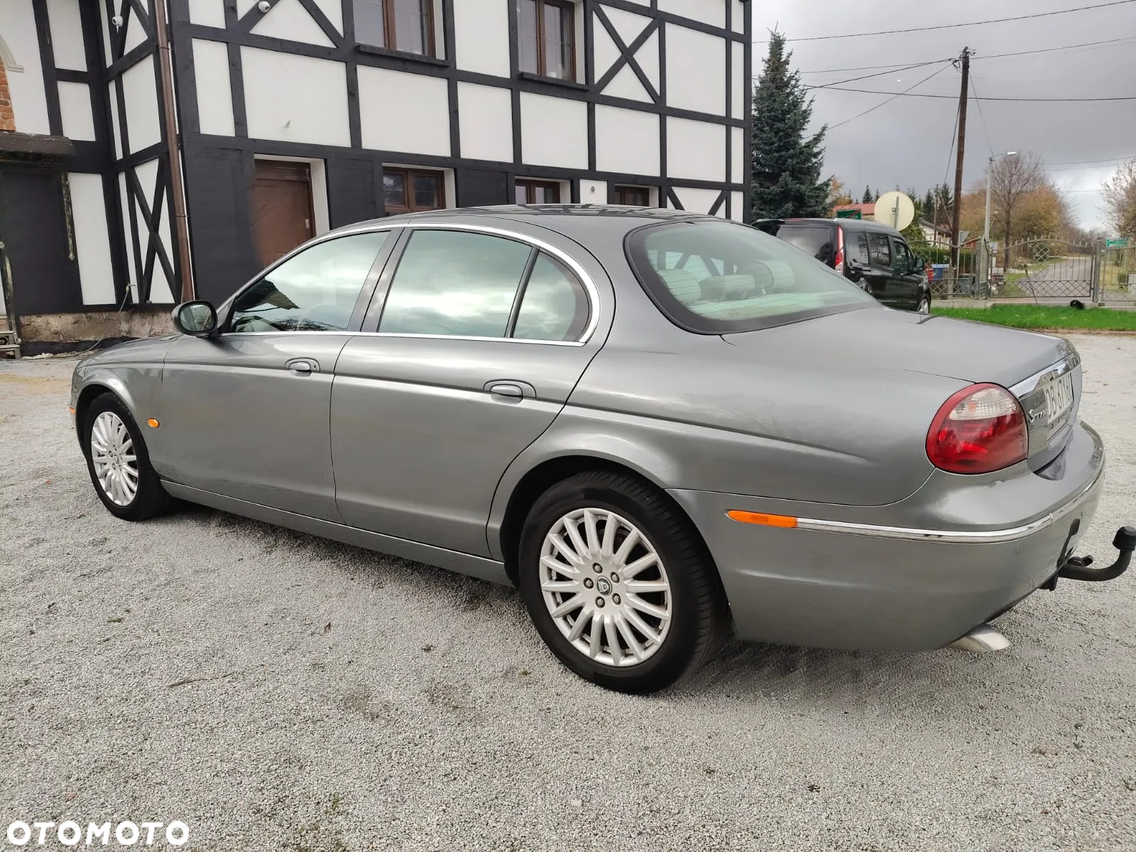 Jaguar S-Type - 18