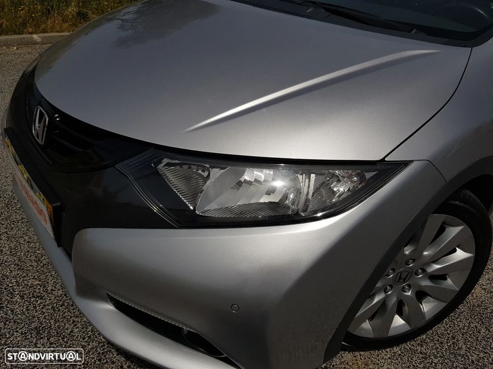 Honda Civic 1.4 i-VTEC Sport Navi - 59
