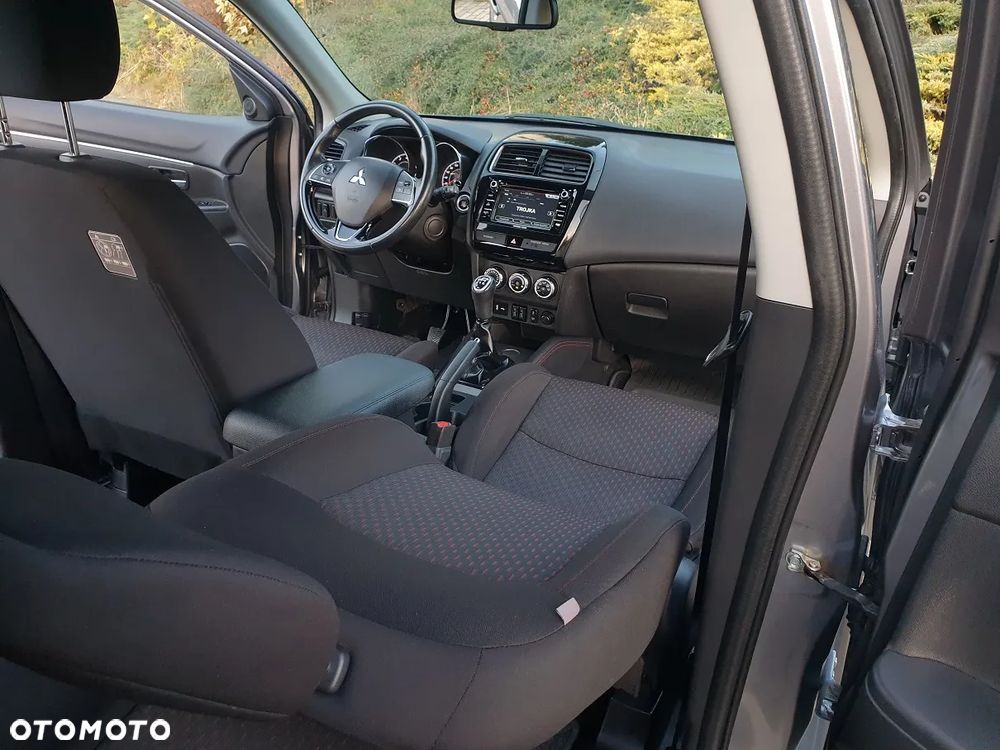 Mitsubishi ASX 1.6 2WD Edition 100+ - 24