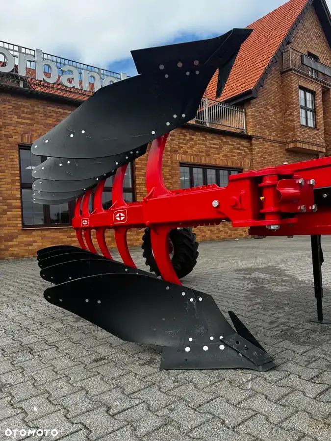 Gregoire Besson Gregoire-Besson ROVER 60 - 24