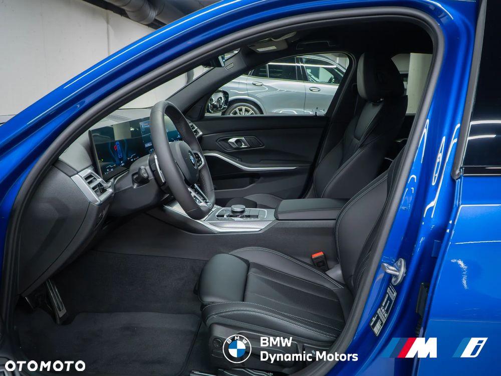 BMW Seria 3 318i M Sport - 15