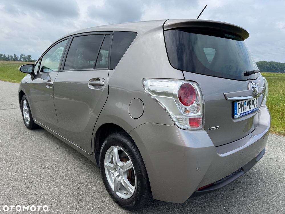 Toyota Verso 1.8 5-Sitzer Skyview Edition - 16