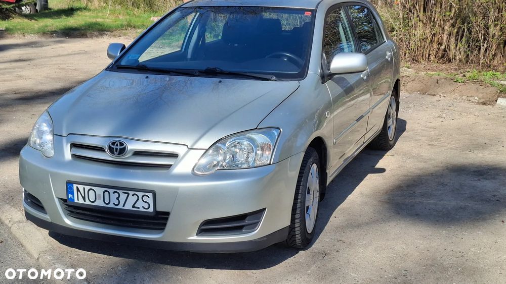 Toyota Corolla 1.4 D-4D Sol - 1