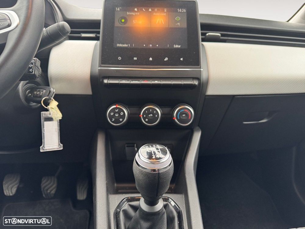 Renault Clio 1.0 TCe Evolution - 11