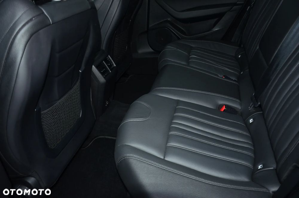 Peugeot 508 Hybrid 225 e-EAT8 Allure - 17