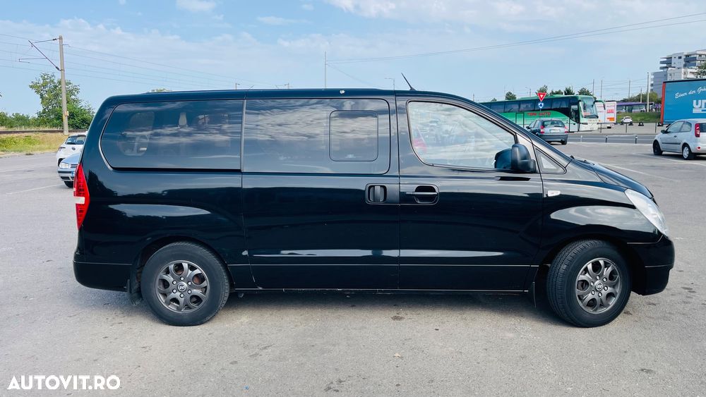 Hyundai H-1 2.5 CRDi Travel Premium - 3