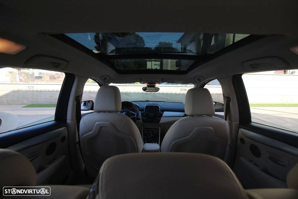 BMW 225xe Active Tourer Line Luxury - 33