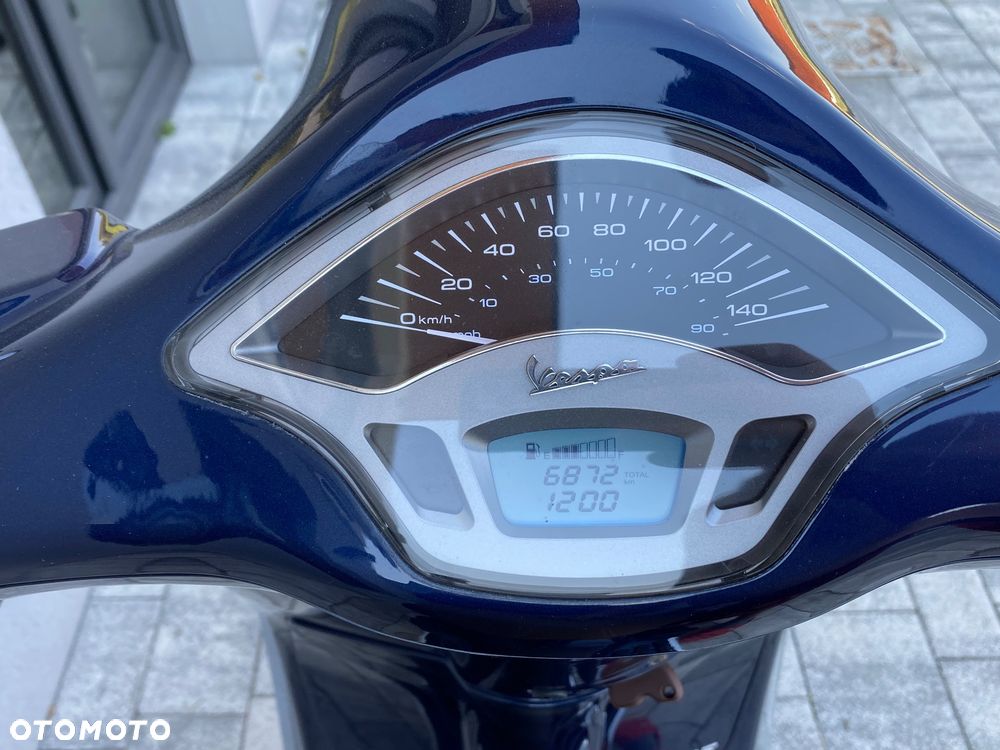 Vespa Primavera - 12