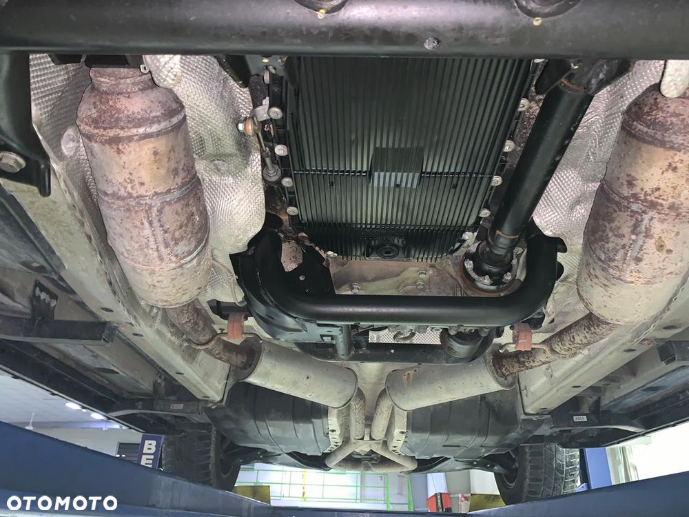 Land Rover Range Rover - 33