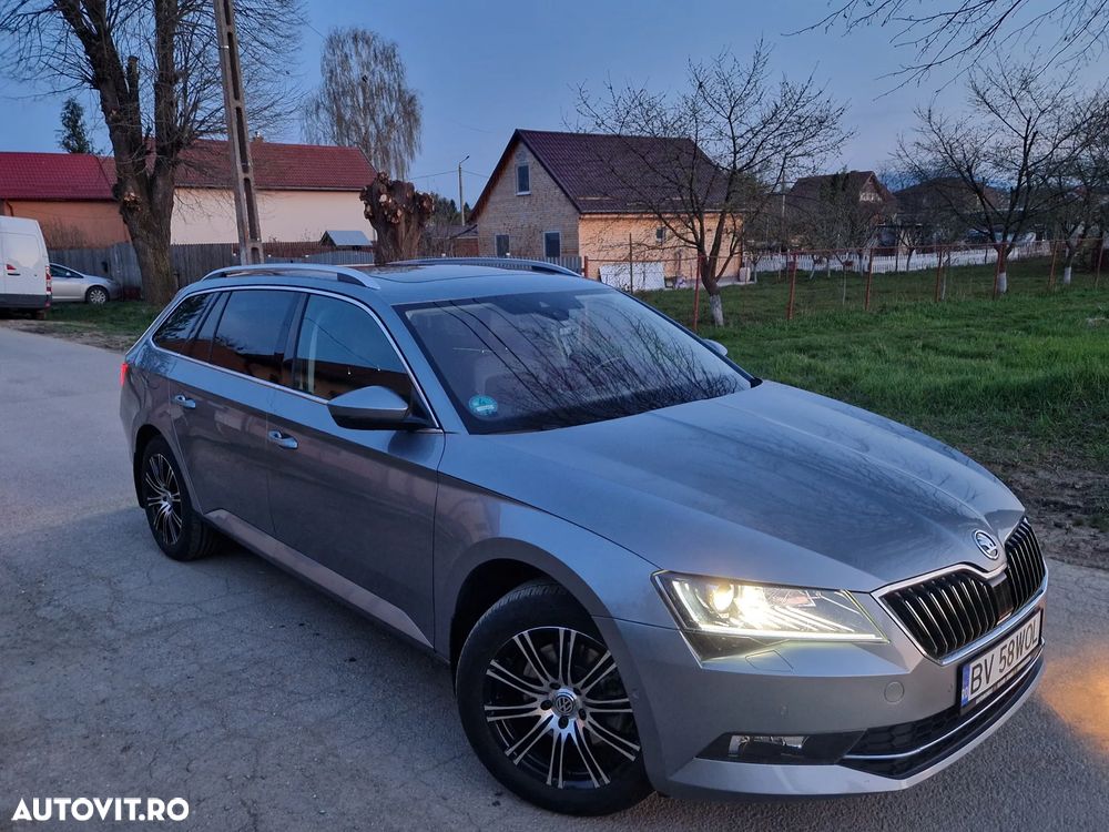 Skoda Superb 2.0 TDI DSG 4X4 Ambition - 1