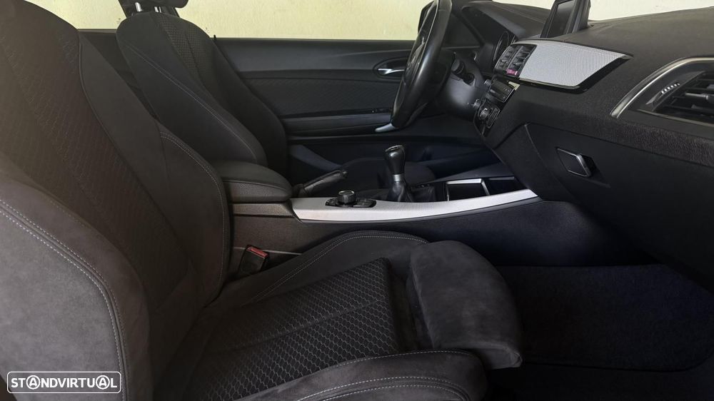 BMW 116 d Pack M - 16