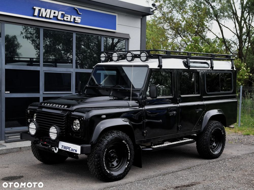 Land Rover Defender - 34