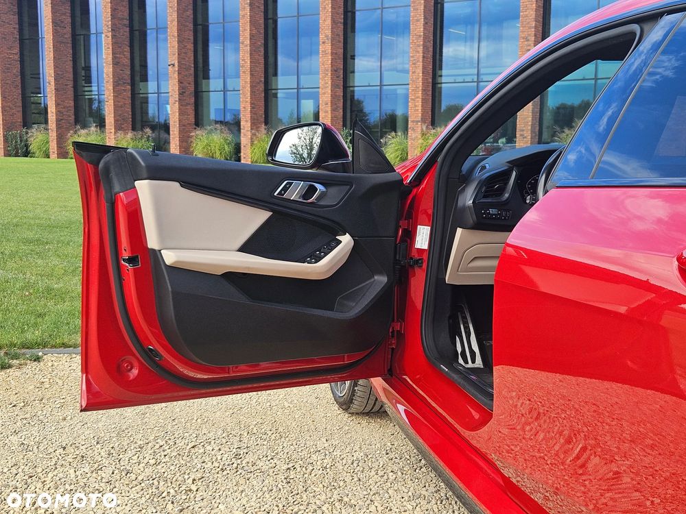 BMW Seria 2 218i M Sport sport - 8