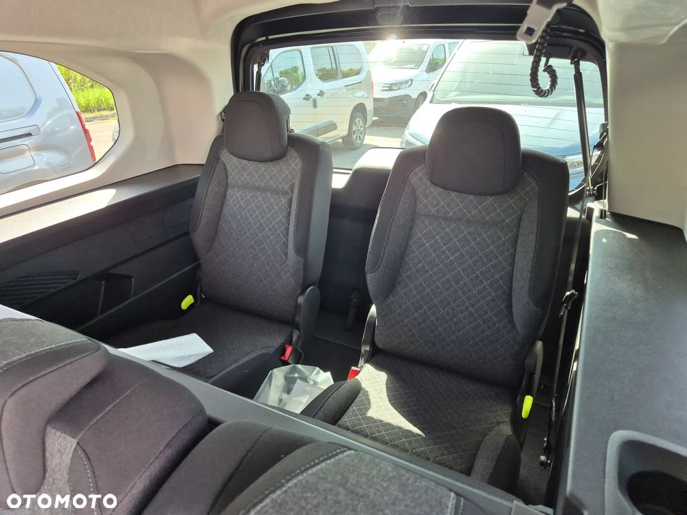 Opel Combo XL 1.5 BlueHDi S&S GS EAT8 - 13