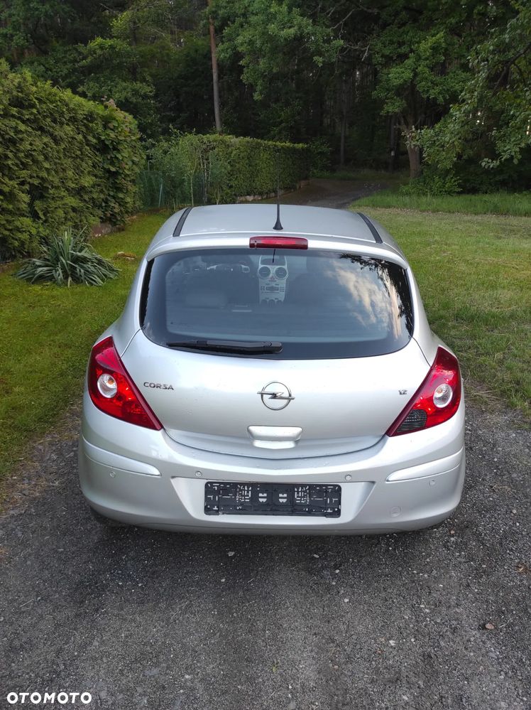 Opel Corsa 1.2 16V - 4