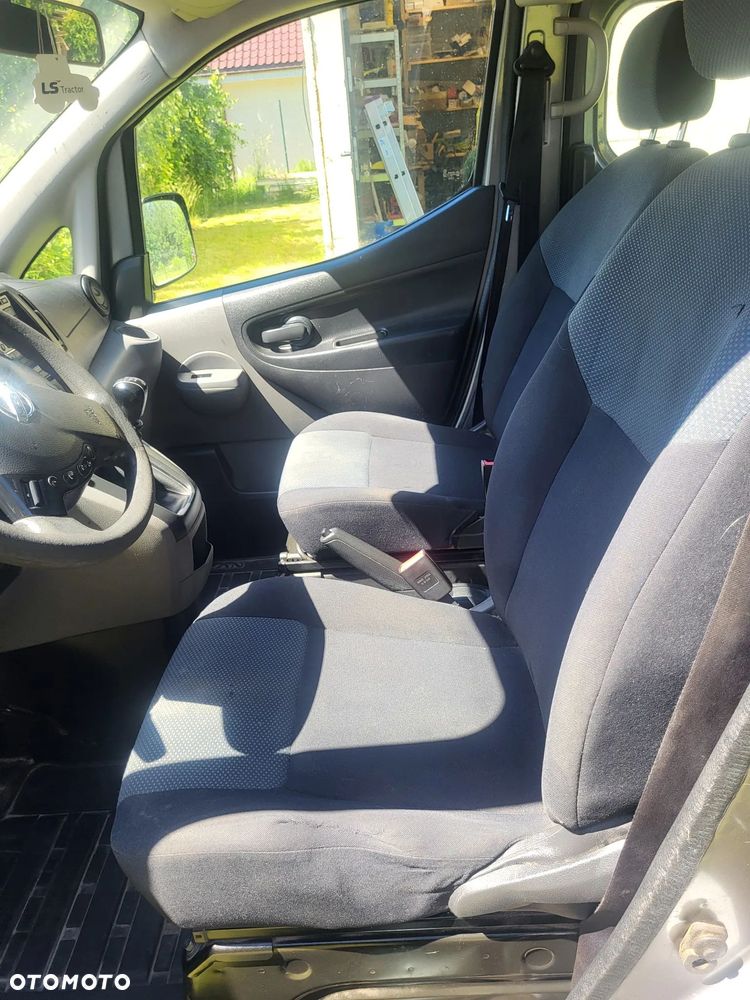 Nissan NV200 Combi 7os - 9