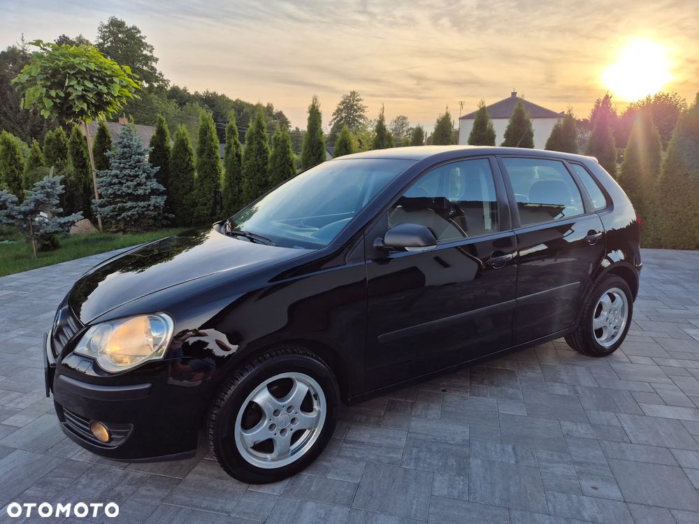 Volkswagen Polo 1.4 16V Q-Line - 23